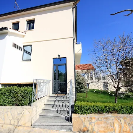 Ave Maria 3* Vrpolje