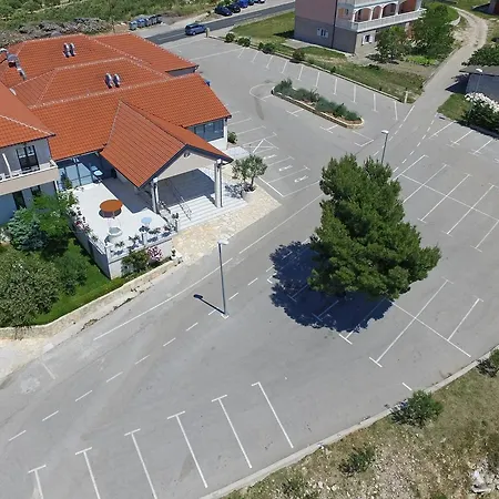 Ave Maria Frühstückspension Vrpolje